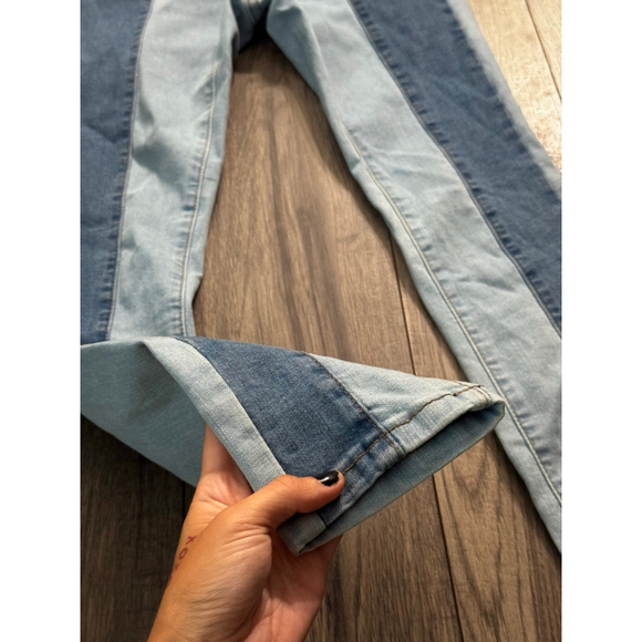 Shein XS High Waist Light Wash Skinny Jean with Thin Dark Line Denim Down Front - Picture 2 of 7